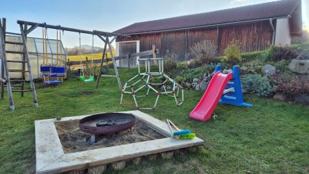 Spielplatz 450 breit